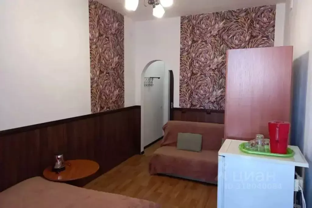 Комната Краснодарский край, Геленджик Приморская ул., 14 - Фото 1