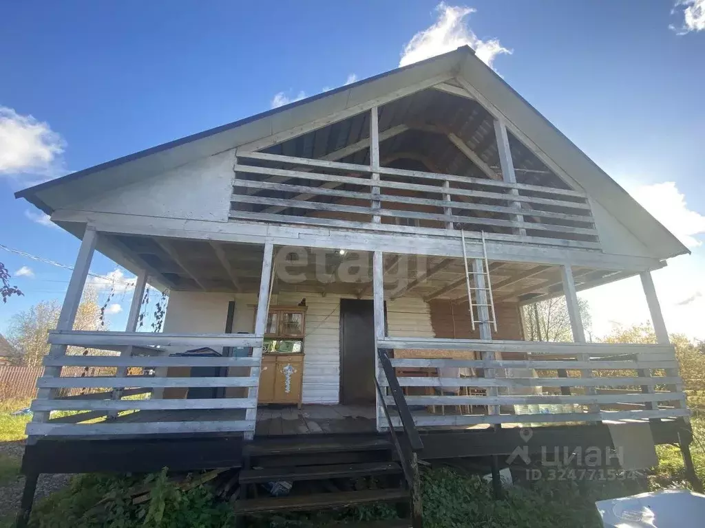 Дом в Новгородская область, Чудовский район, Успенское с/пос, д. ... - Фото 1