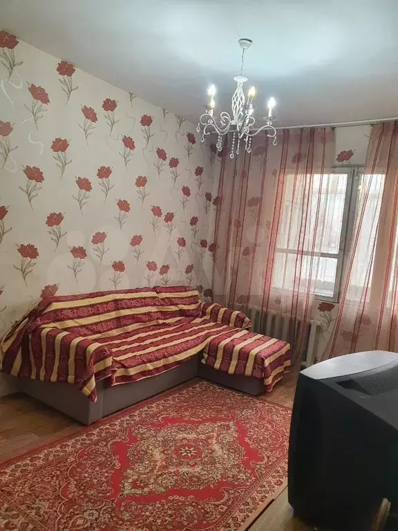 2-к. квартира, 55 м, 1/5 эт. - Фото 1