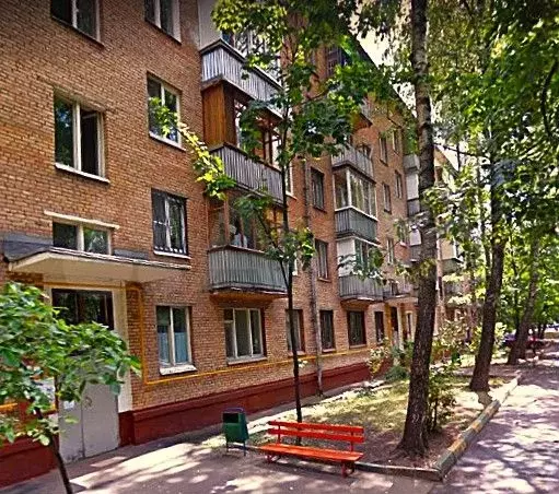 Комната 12 м в 3-к., 6/6 эт. - Фото 0