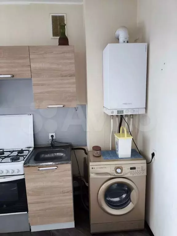 1-к. квартира, 40 м, 2/5 эт. - Фото 1