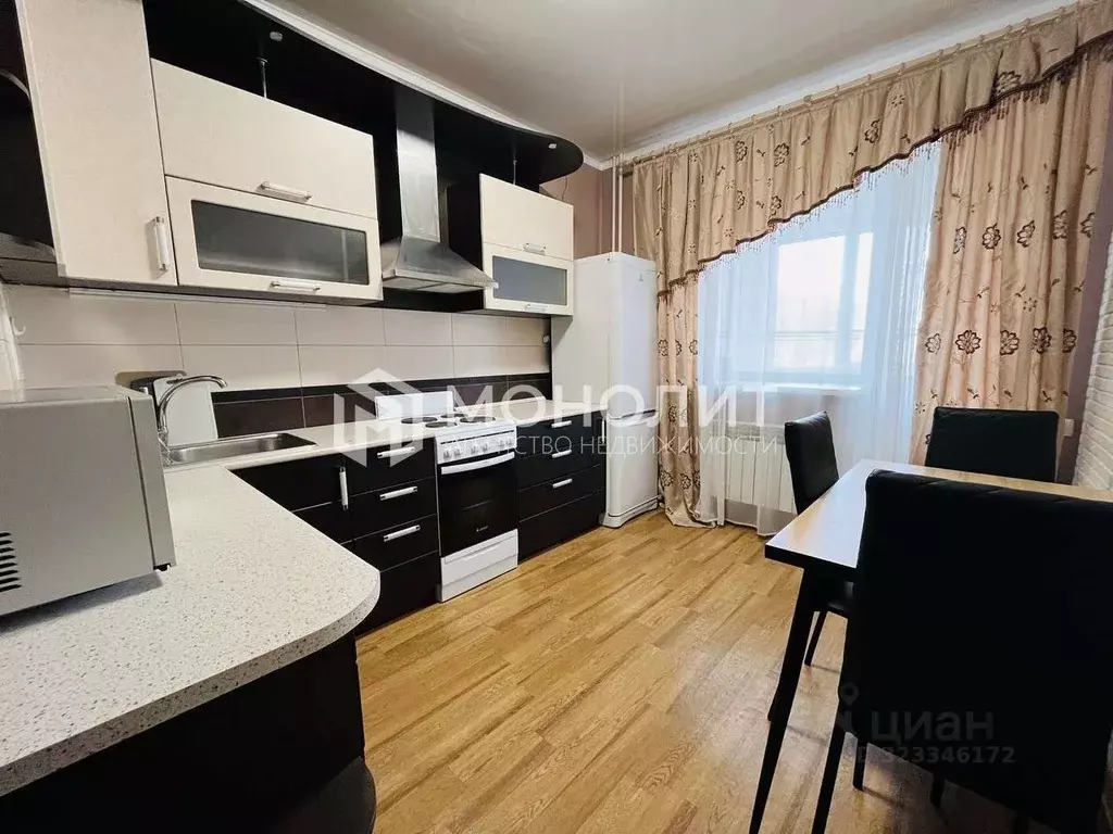 2-к кв. Белгородская область, Старый Оскол Дубрава мкр, 3 кв-л, 31А ... - Фото 1