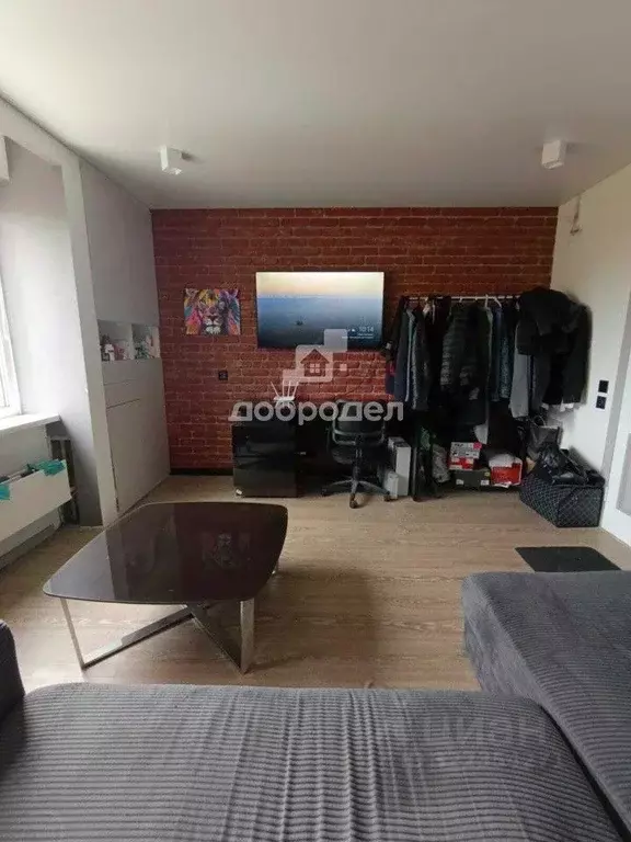 Комната Свердловская область, Екатеринбург ул. Молодежи, 82 (15.6 м) - Фото 2