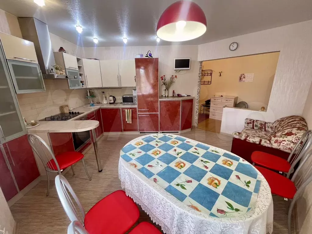 2-к. квартира, 67 м, 2/5 эт. - Фото 0