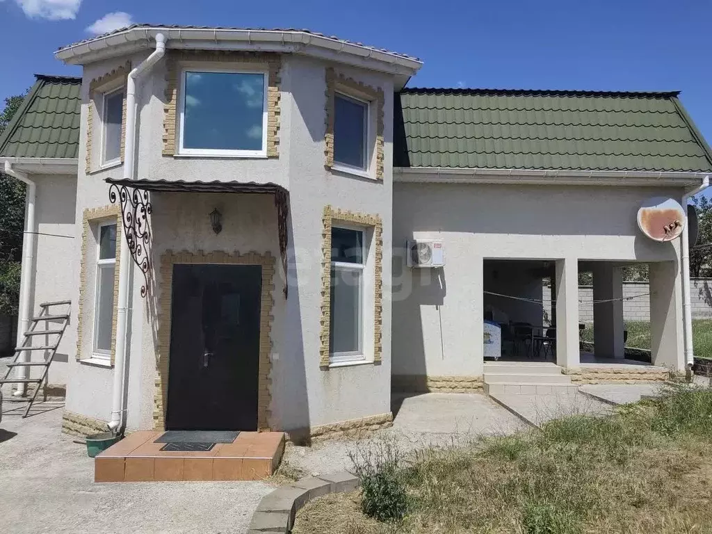 Дом в Крым, Симферопольский район, Перовское с/пос, Ветеран ... - Фото 1