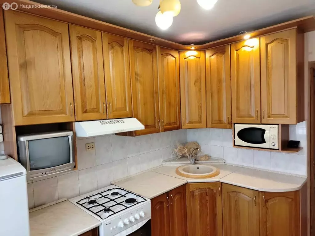 3-комнатная квартира: Курган, жилой район Заозёрный, 5-й микрорайон, ... - Фото 1