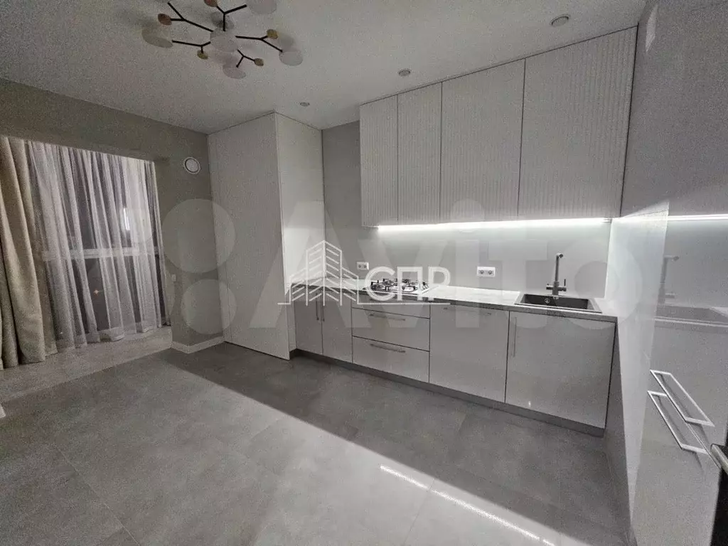 2-к. квартира, 55 м, 8/10 эт. - Фото 1