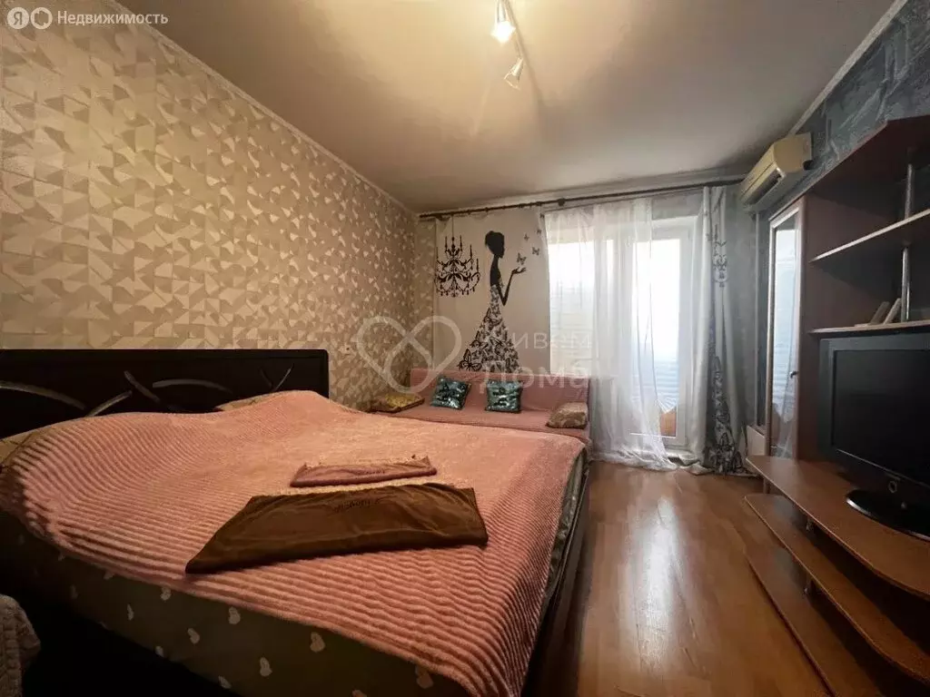 1-комнатная квартира: Волгоград, Новоузенская улица, 2 (35 м) - Фото 0