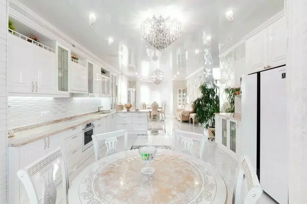 Дом в Омская область, Омск Тайгинская ул., 8 (268 м) - Фото 1