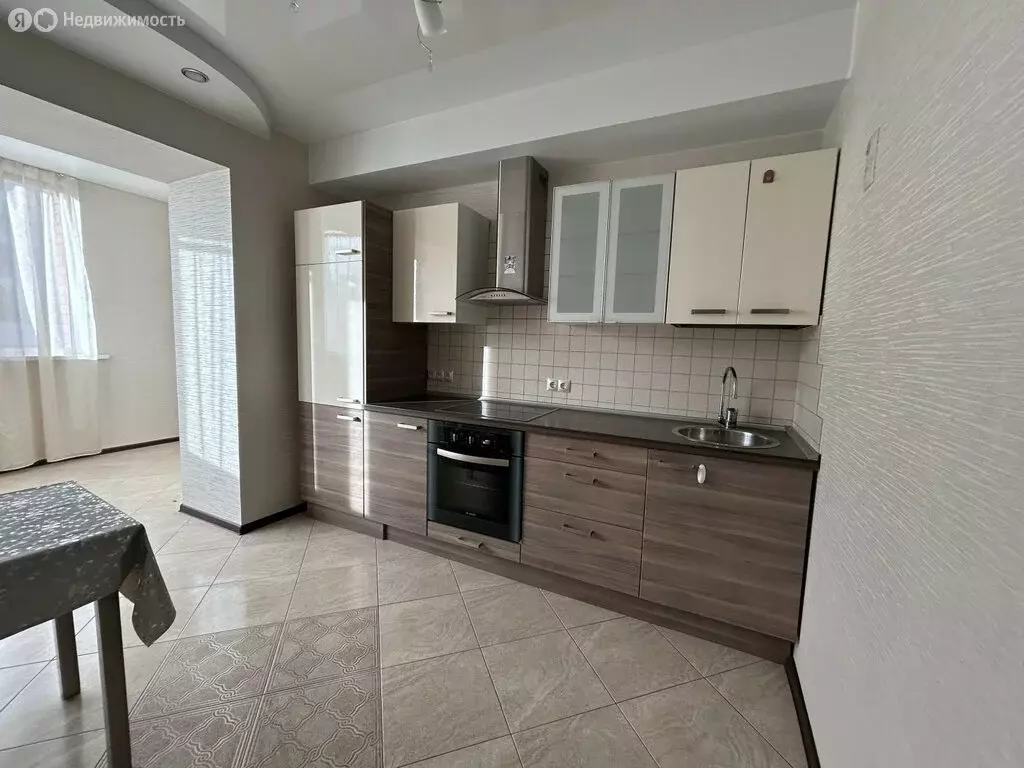 1-комнатная квартира: Уфа, улица Гафури, 54 (51 м) - Фото 0