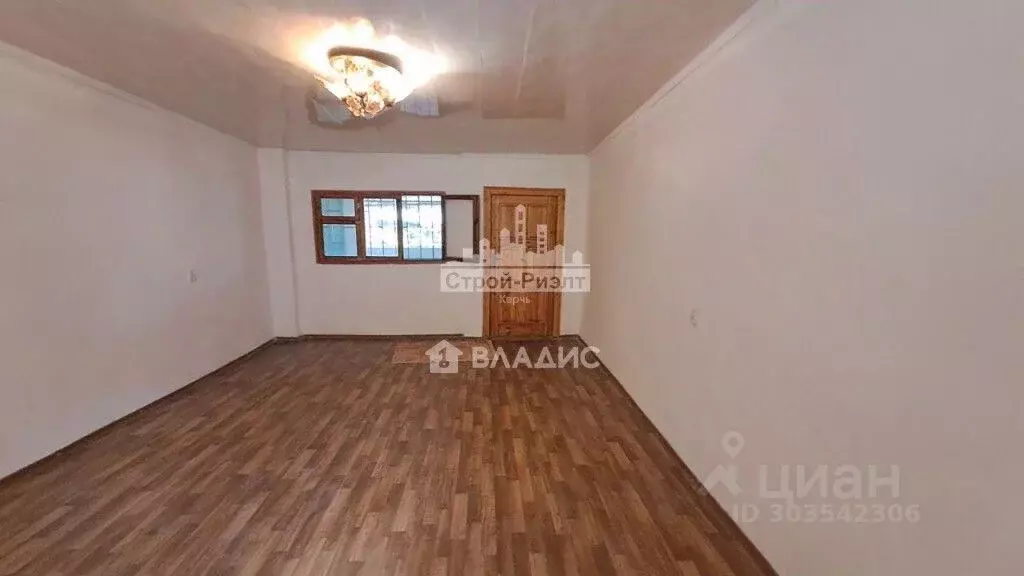 Гараж в Крым, Керчь ул. Веры Белик, 12 (80 м) - Фото 1