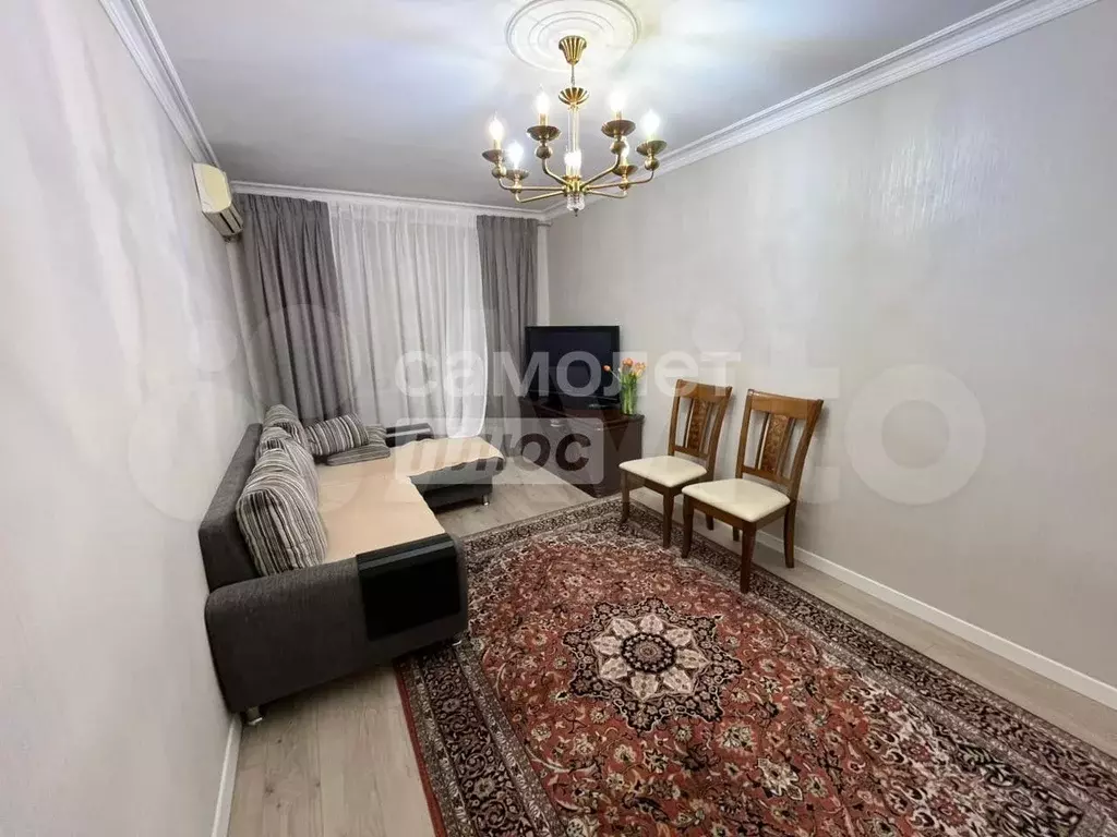 2-к. квартира, 57 м, 2/5 эт. - Фото 0