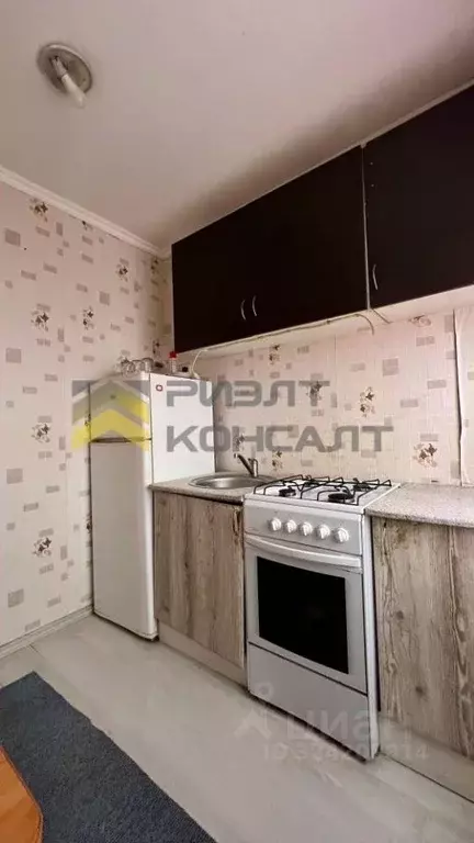 1-к кв. Омская область, Омск Звездная ул., 2Д (30.0 м) - Фото 2