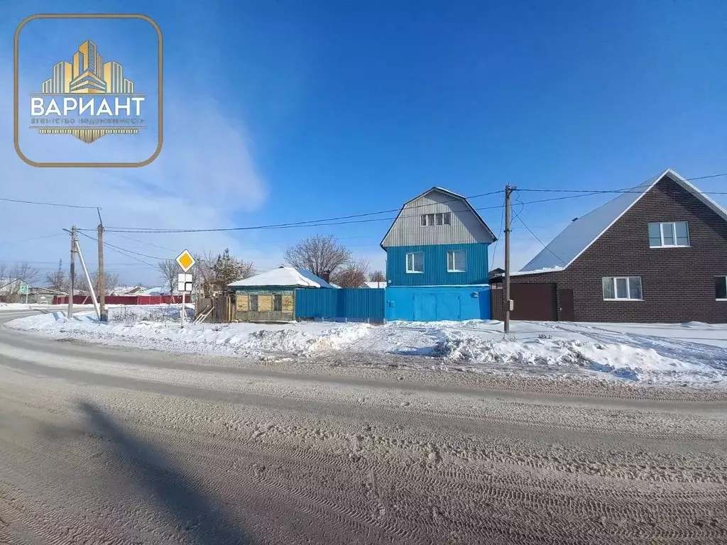 Дом в Саратовская область, Балашов Октябрьская ул., 75 (128 м) - Фото 0