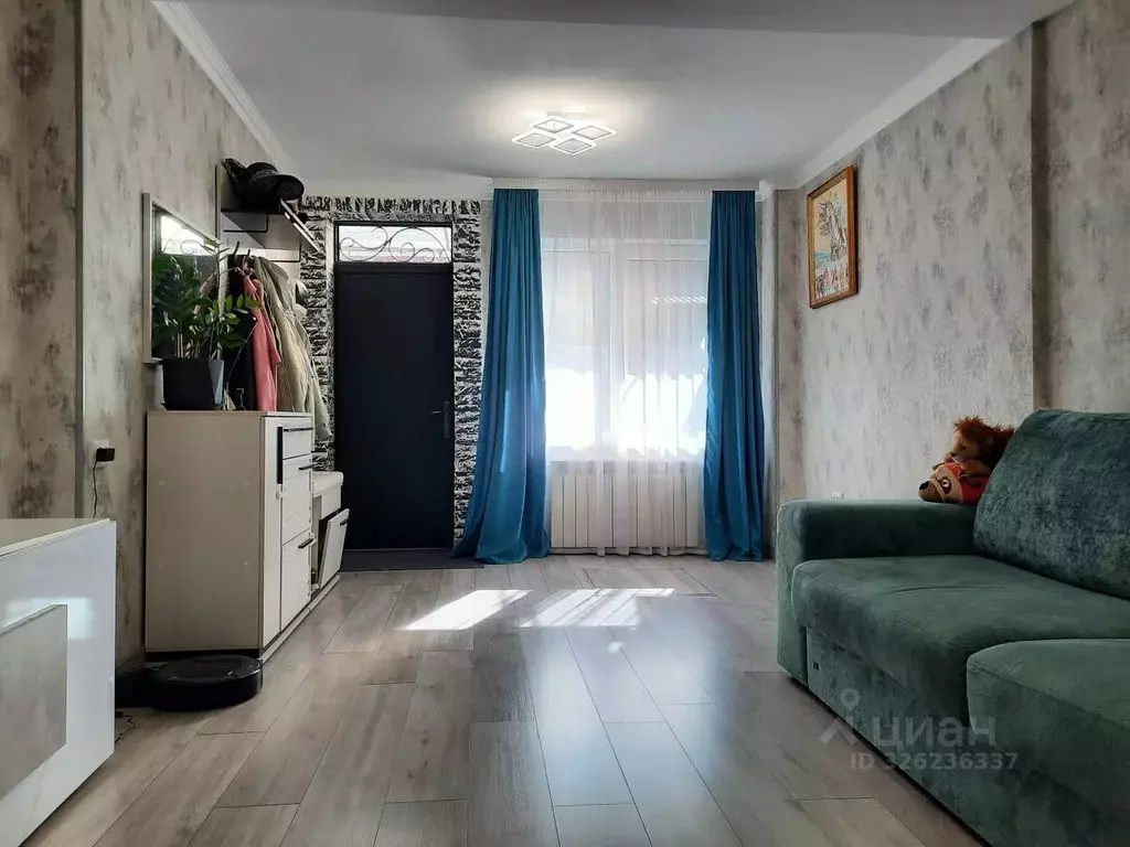 Дом в Северная Осетия, Владикавказ ул. Серобабова, 35 (49 м) - Фото 1