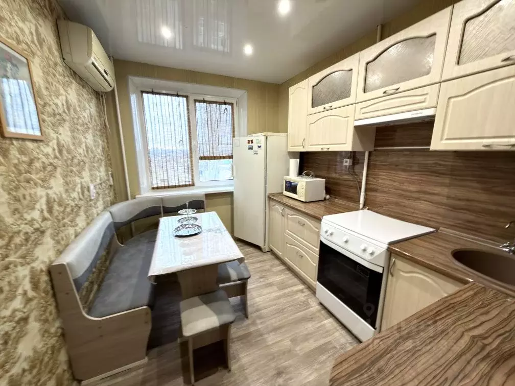 2-к кв. Волгоградская область, Волгоград ул. Елисеева, 15Б (50.5 м) - Фото 1