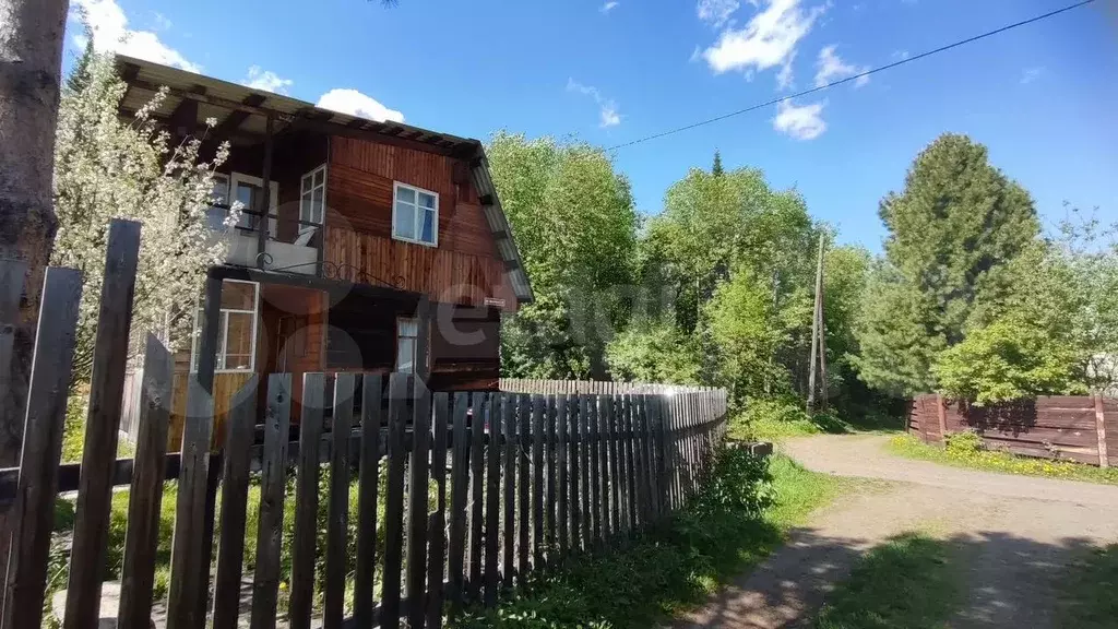Дача 100 м на участке 5,3 сот. - Фото 0