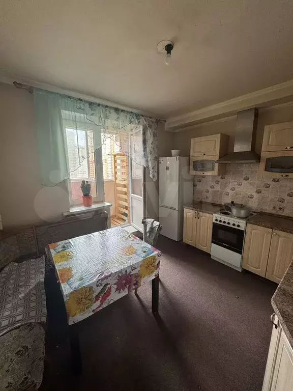 3-к. квартира, 105 м, 7/17 эт. - Фото 0