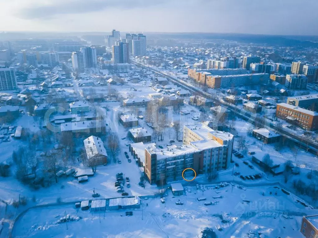 Помещение свободного назначения в Карелия, Петрозаводск ул. Чапаева, 5 . - Фото 1