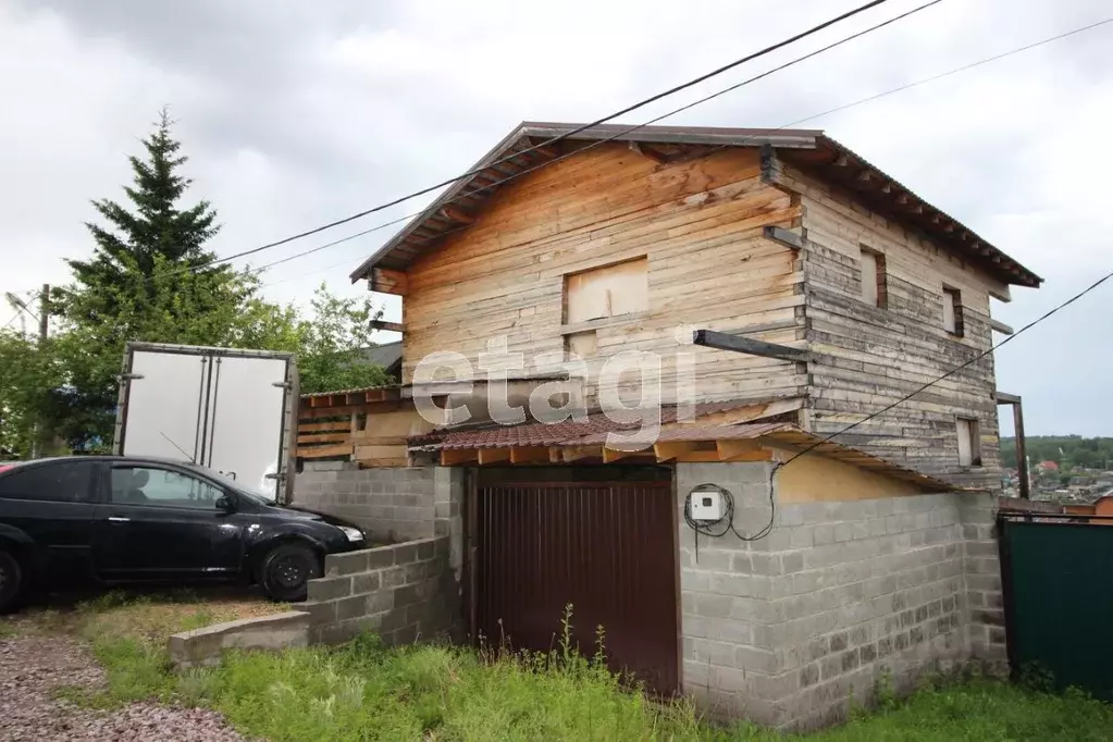 Дом в Красноярский край, Красноярск ул. 4-я Таймырская, 17 (200 м) - Фото 1