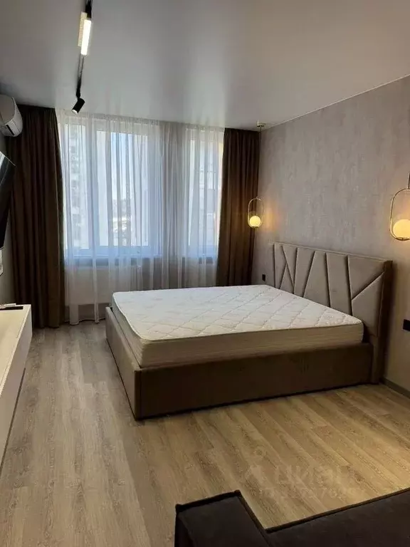 1-к кв. Крым, Симферополь просп. Александра Суворова, 99 (40.0 м) - Фото 1