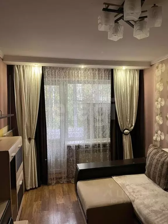 1-к кв. Брянская область, Брянск ул. Металлургов, 43 (31.0 м) - Фото 1