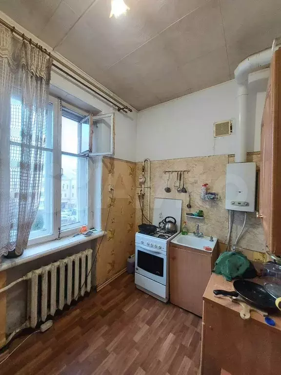 Комната 15 м в 3-к., 3/3 эт. - Фото 0