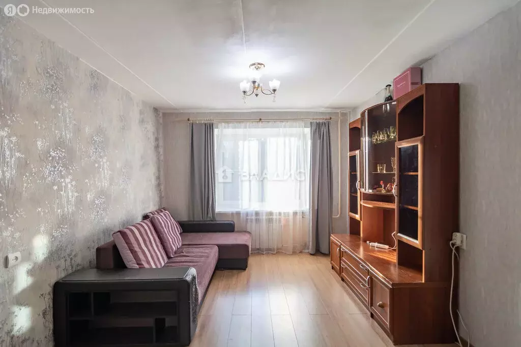 1к в 8-комнатной квартире ( м) - Фото 1