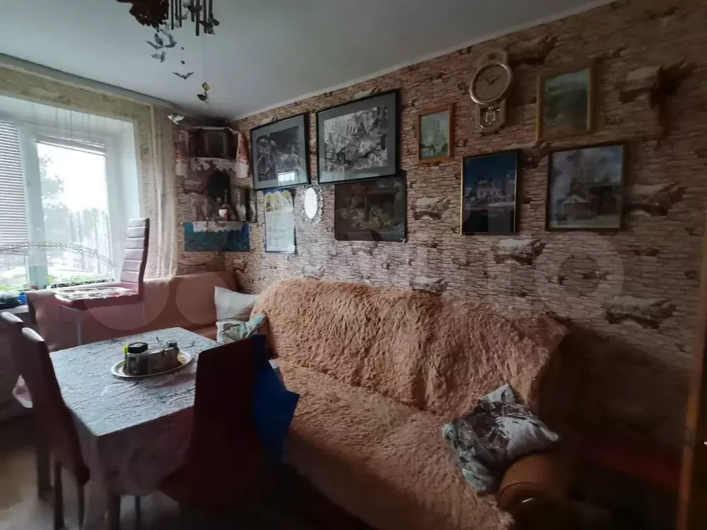 Комната 64 м в 2-к., 4/5 эт. - Фото 0