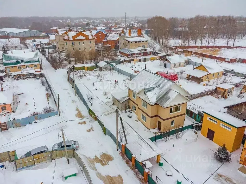 Дом в Хабаровский край, Хабаровск Благодатная ул. (215 м) - Фото 1