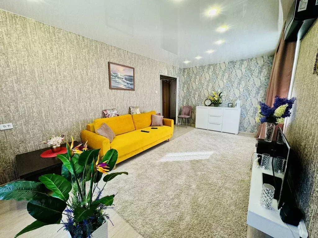 4-к кв. Кемеровская область, Новокузнецк ул. Тольятти, 41 (70.0 м) - Фото 1