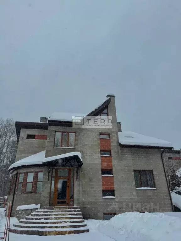 Коттедж в Башкортостан, Уфимский район, Жуковский сельсовет, д. ... - Фото 1