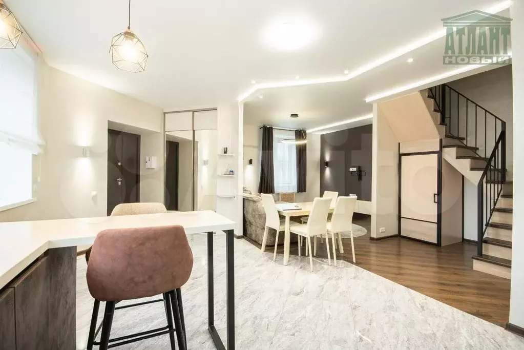 3-к. квартира, 90 м, 1/5 эт. - Фото 1