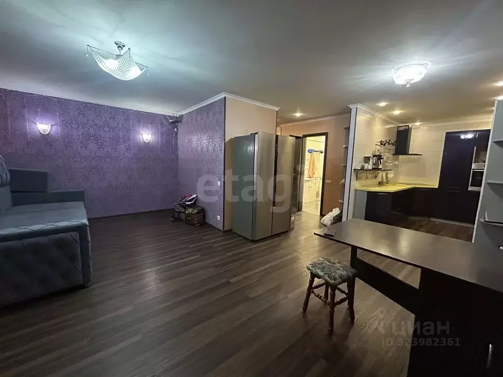 2-к кв. Ханты-Мансийский АО, Нижневартовск просп. Победы, 13 (61.0 м) - Фото 1