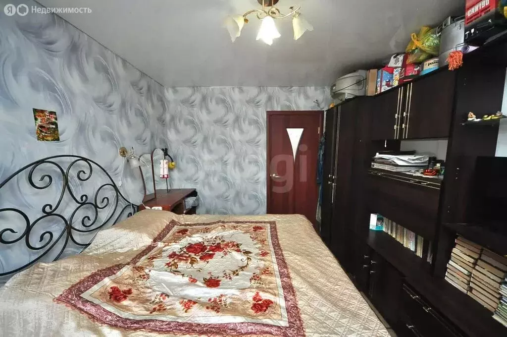 4-комнатная квартира: Салават, улица Калинина, 52А (61 м) - Фото 1