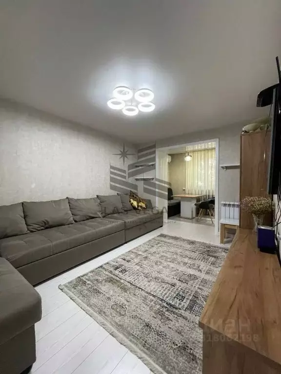 2-к кв. Татарстан, Казань ул. Кул Гали, 27 (60.0 м) - Фото 1