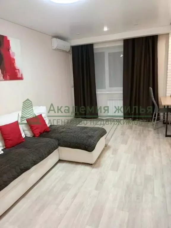 2-к кв. Саратовская область, Саратов ул. 2-я Садовая, 110 (43.0 м) - Фото 1