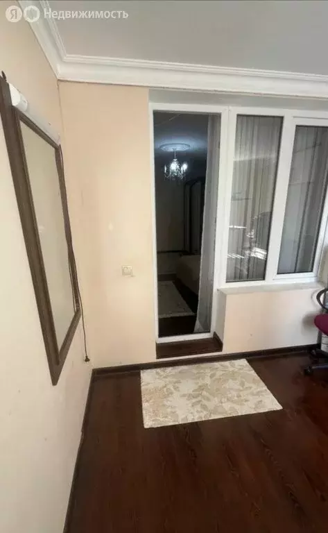 2-комнатная квартира: Махачкала, проспект Имама Шамиля, 81 (68 м) - Фото 2