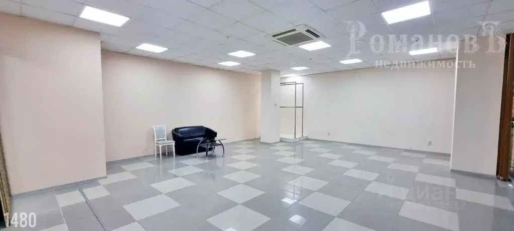 Торговая площадь в Ставропольский край, Ставрополь ул. Доваторцев, 30б ... - Фото 1