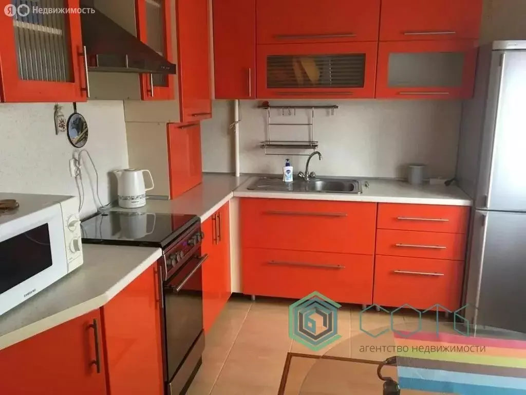 1-комнатная квартира: Калининград, улица Маршала Борзова, 93Б (37.9 м) - Фото 0