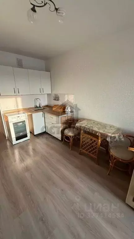 Студия Красноярский край, Красноярск Норильская ул., 3Е (30.8 м) - Фото 1