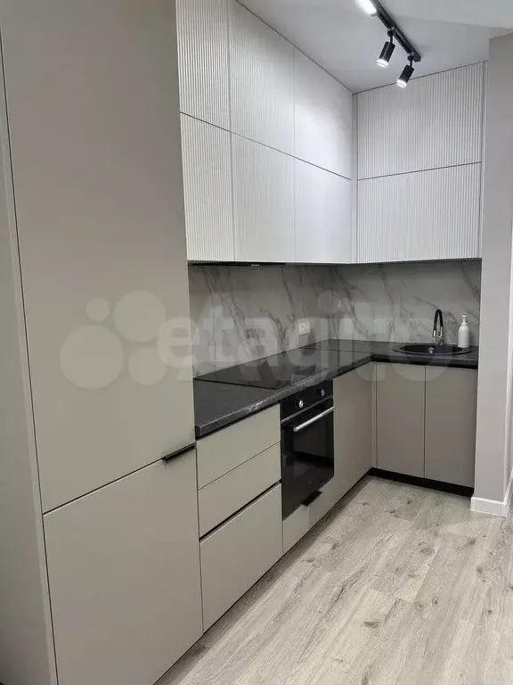 1-к. квартира, 42,6 м, 3/16 эт. - Фото 0