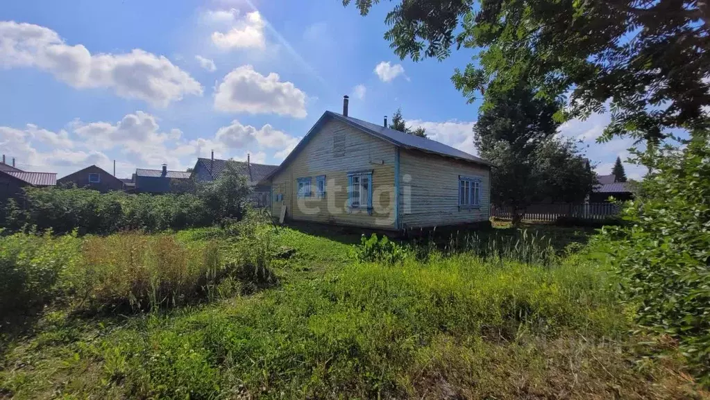 Дом в Архангельская область, Вычегодский рп ул. Димитрова, 33 (76 м) - Фото 0