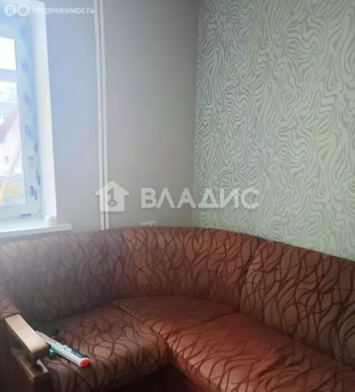 3-комнатная квартира: деревня Бородино, Варшавское шоссе, 73к1 (76 м) - Фото 1