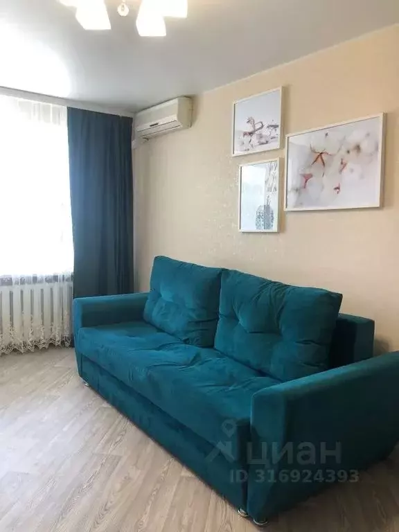 3-к кв. Крым, Саки ул. Кузнецова, 8 (56.0 м) - Фото 0