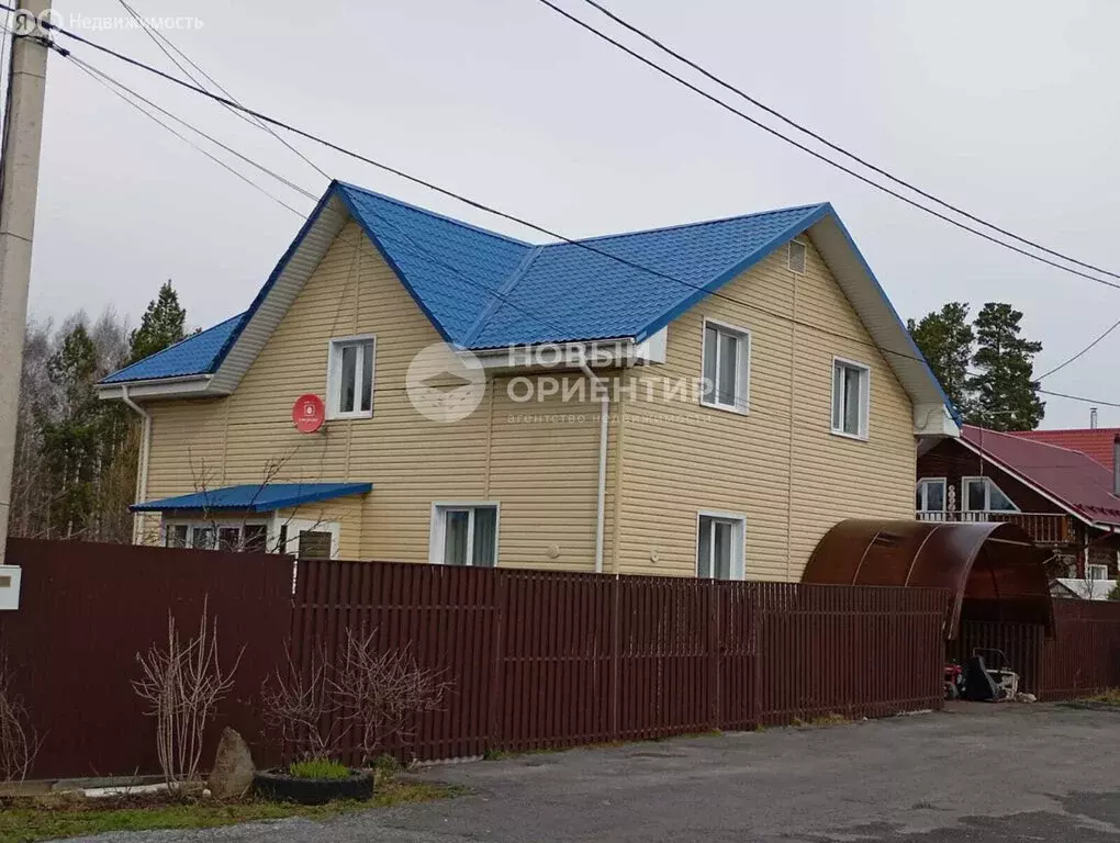Дом в Свердловская область, Екатеринбург (198 м) - Фото 0