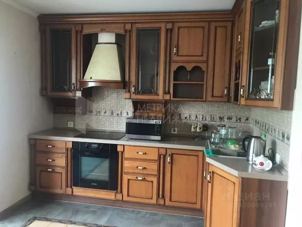 3-к кв. Тюменская область, Тюмень Олимпийская ул., 9/3 (105.0 м) - Фото 0