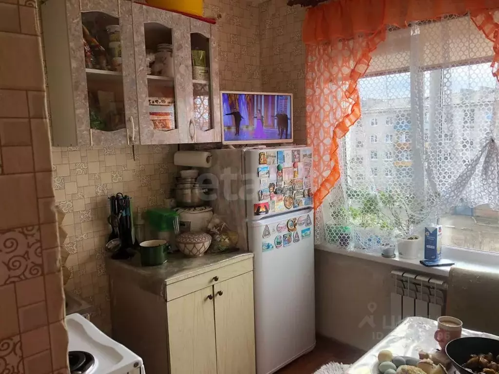 2-к кв. Бурятия, Гусиноозерск Селенгинский район, 6-й мкр, 9 (45.0 м) - Фото 0