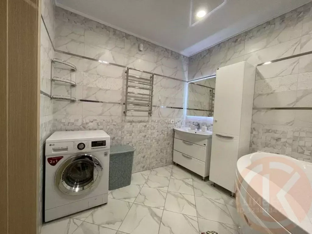 Дом в Крым, Симферопольский район, Чистенское с/пос, Геофизик ... - Фото 2