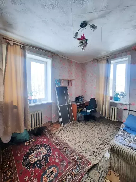 Комната Свердловская область, Первоуральск ул. Чкалова, 39 - Фото 1